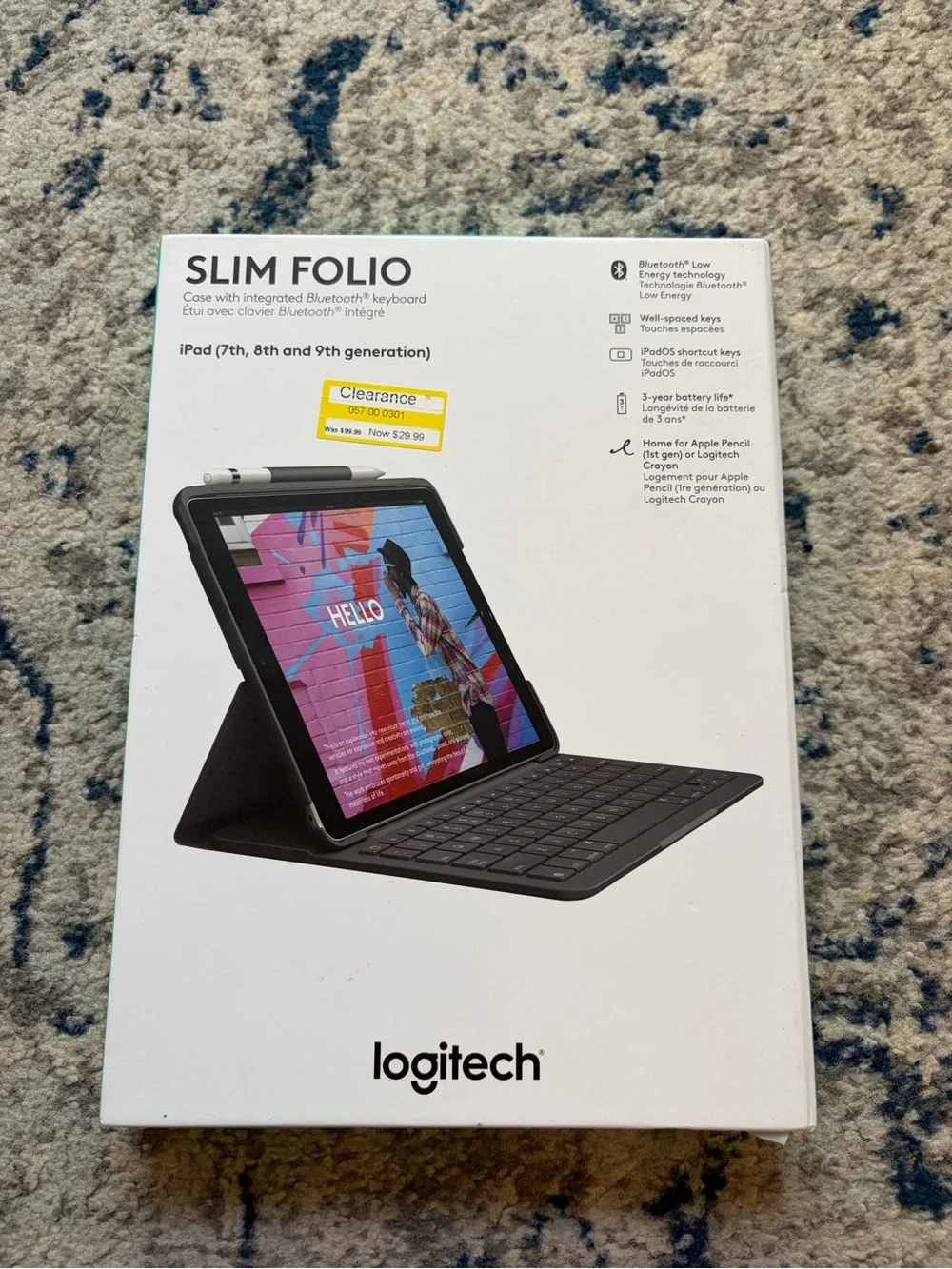 NWT Logitech Slim Folio iPad Keyboard Case